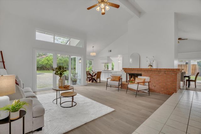 455 Loma Verde Dr, Tracy, CA 95376