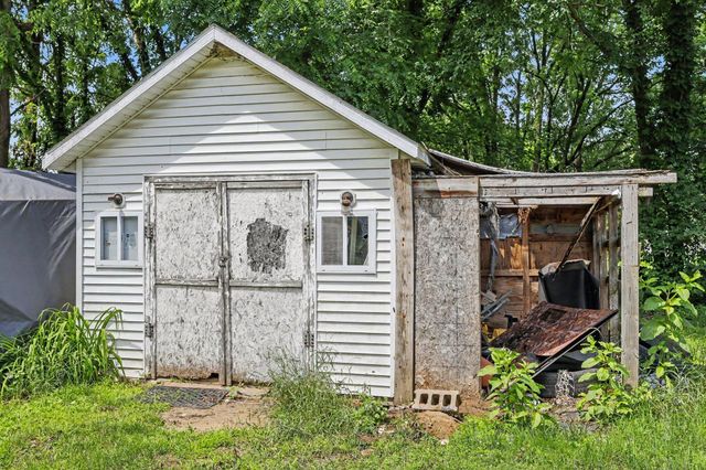 619 Marsh Road, Plainwell, MI 49080