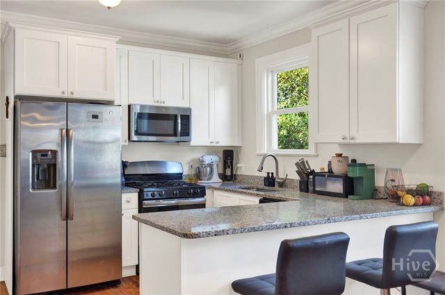 1007 Maupas Avenue, Savannah, GA 31401
