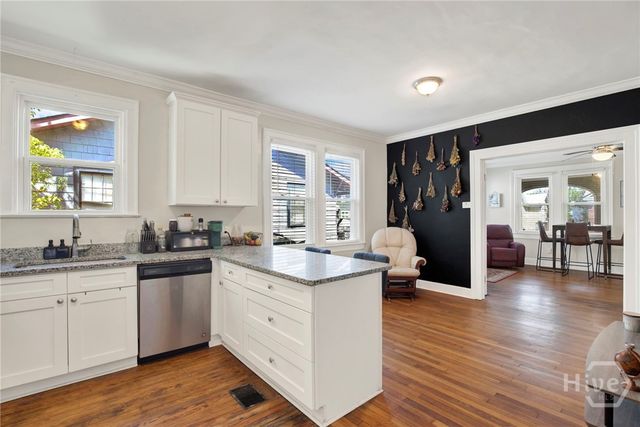 1007 Maupas Avenue, Savannah, GA 31401