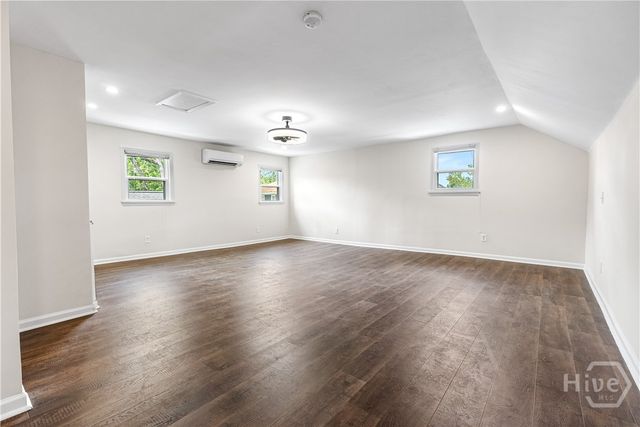 1007 Maupas Avenue, Savannah, GA 31401