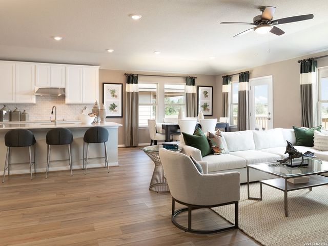 1517 CORINTH CRST, San Antonio, TX 78245