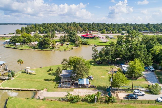 103 Page Lane, Houston, TX 77336