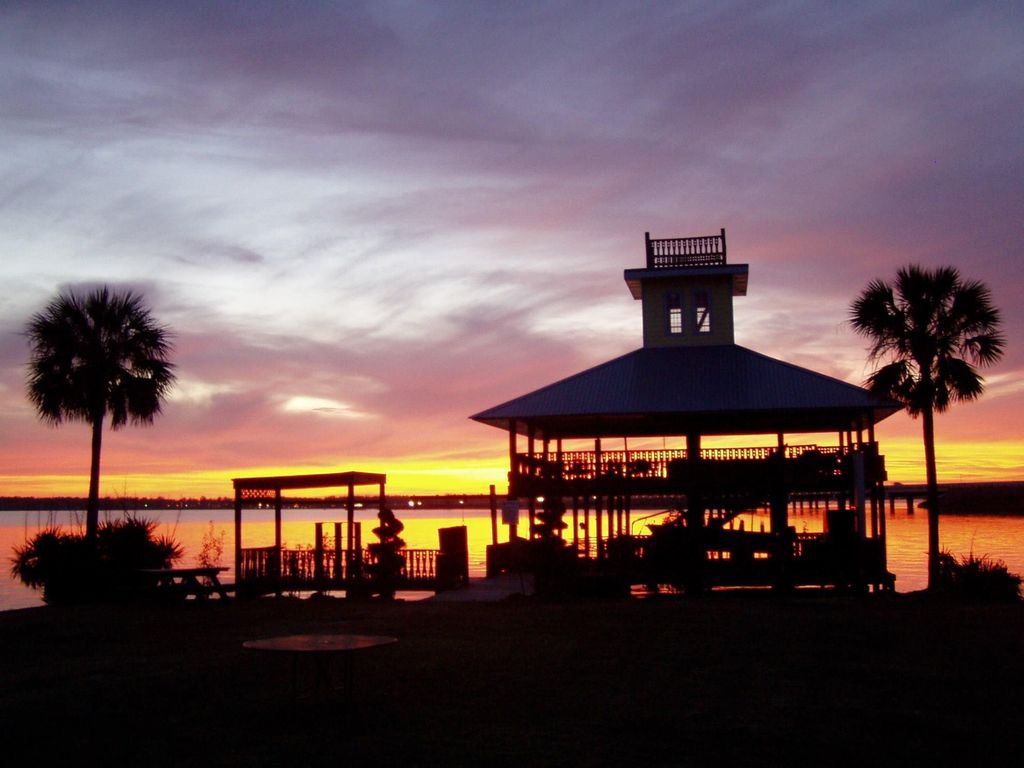 103 Page Lane, Houston, TX 77336