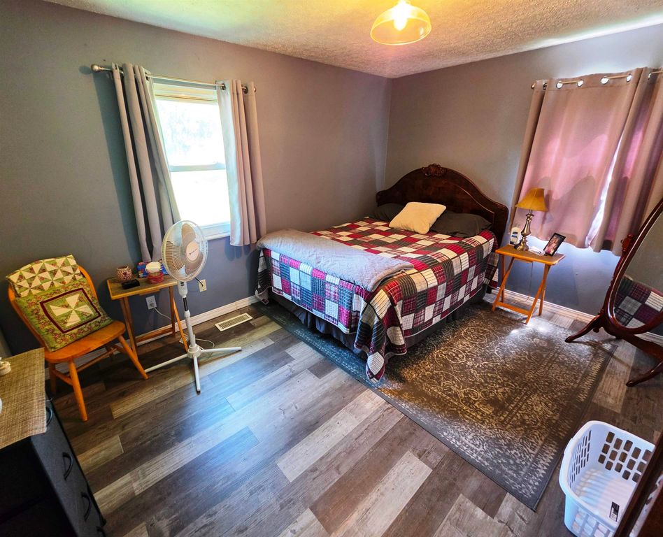 Image 19 of property listing at 346 Woodland Drive, Salem, IL 62881