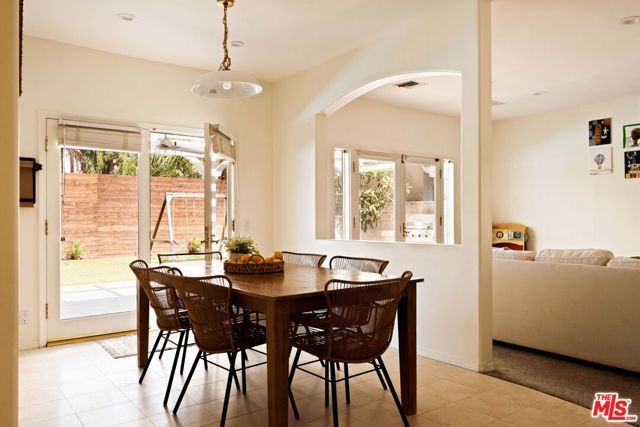 5150 Bellaire Avenue, Valley Village, CA 91607