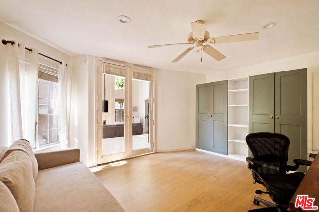 5150 Bellaire Avenue, Valley Village, CA 91607