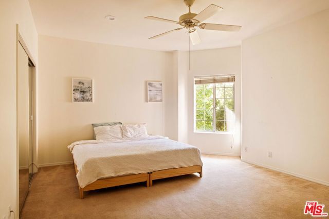 5150 Bellaire Avenue, Valley Village, CA 91607