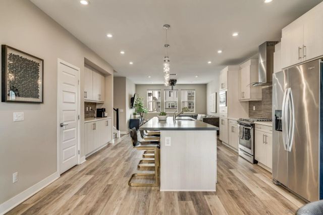 2804 Avella Circle, San Diego, CA 92108