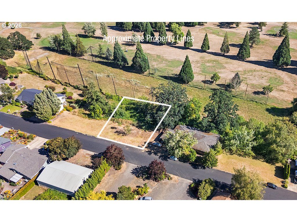 Image 1 of property listing at Sw Bayou Dr 700, Mc Minnville, OR 97128