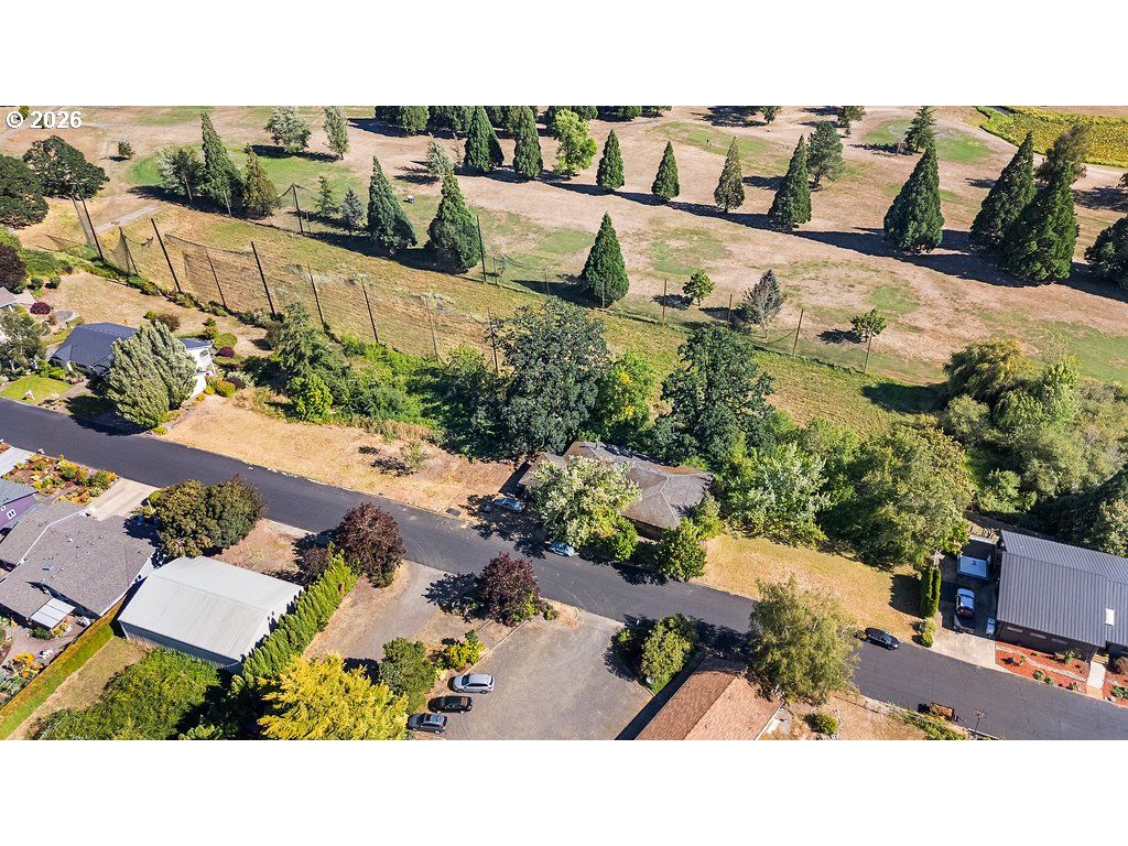 Image 2 of property listing at Sw Bayou Dr 700, Mc Minnville, OR 97128