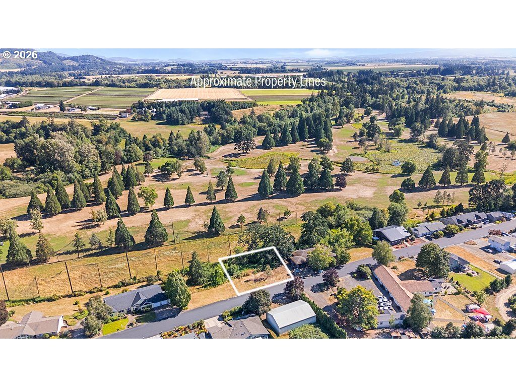 Image 3 of property listing at Sw Bayou Dr 700, Mc Minnville, OR 97128