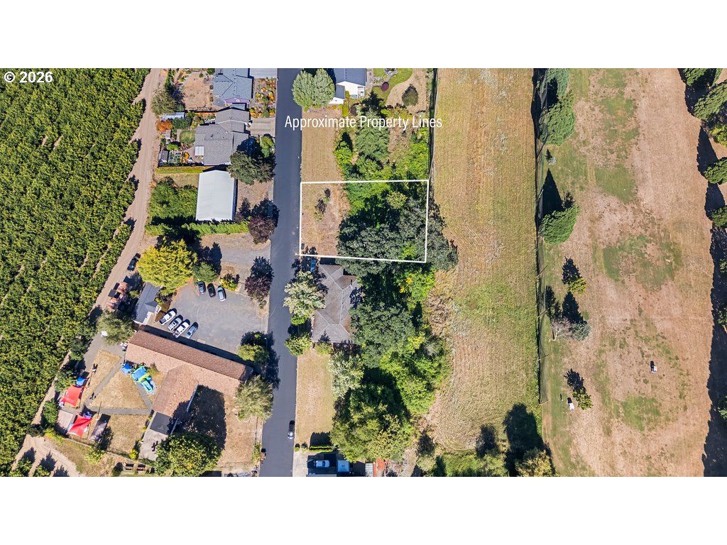 Image 4 of property listing at Sw Bayou Dr 700, Mc Minnville, OR 97128