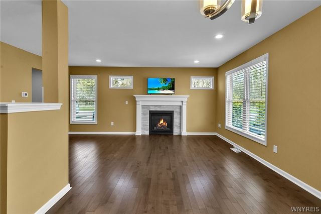 701 Carriage Lane, West Seneca, NY 14224