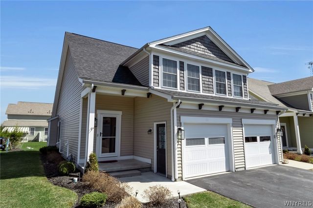 701 Carriage Lane, West Seneca, NY 14224
