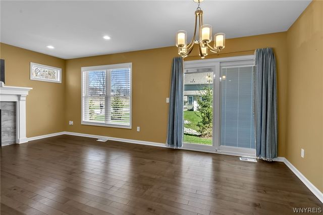 701 Carriage Lane, West Seneca, NY 14224
