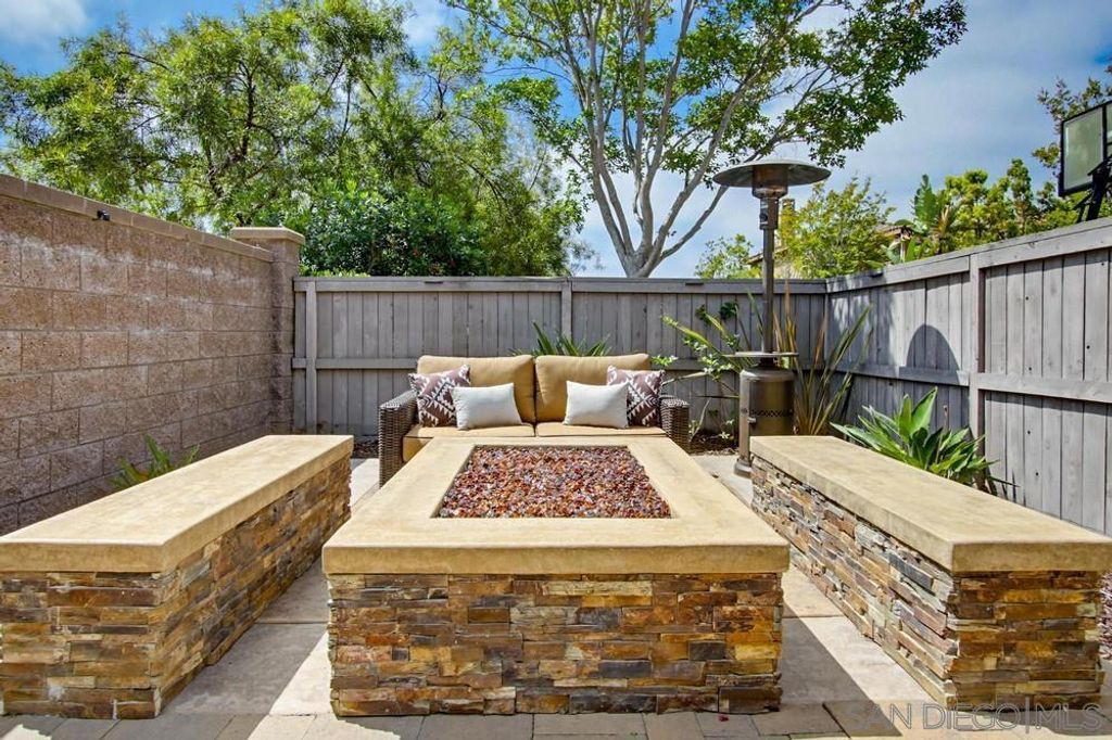 Image 43 of property listing at 15897 PASEO DEL SUR, San Diego, CA 92127
