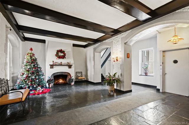 19 william Street 5J, Mount Vernon, NY 10552