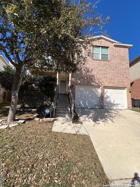 15810 cotton tail, San Antonio, TX 78255