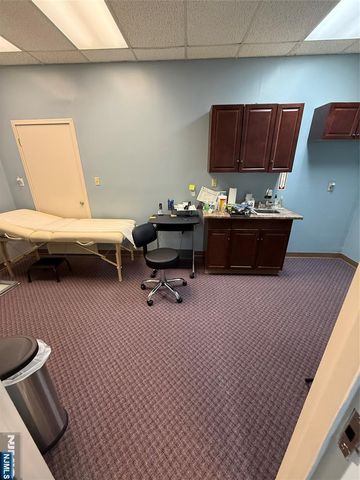 886 Belmont Avenue 2C, North Haledon, NJ 07508