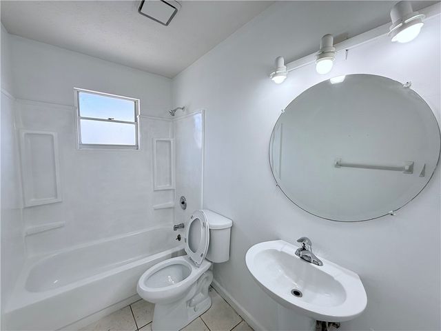 368 14th Place SW, Vero Beach, FL 32962