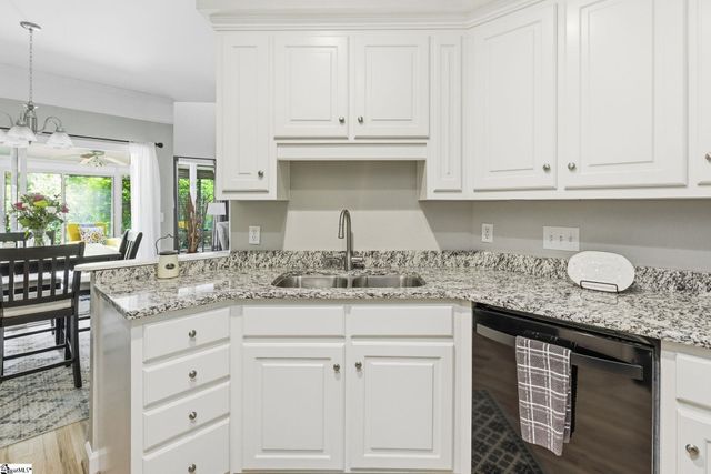 203 Ingleside Way, Greenville, SC 29615