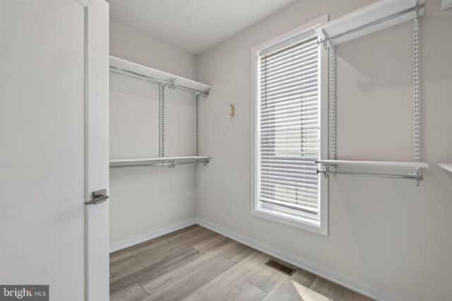 9 UMBRELL DR, Eagleville, PA 19403