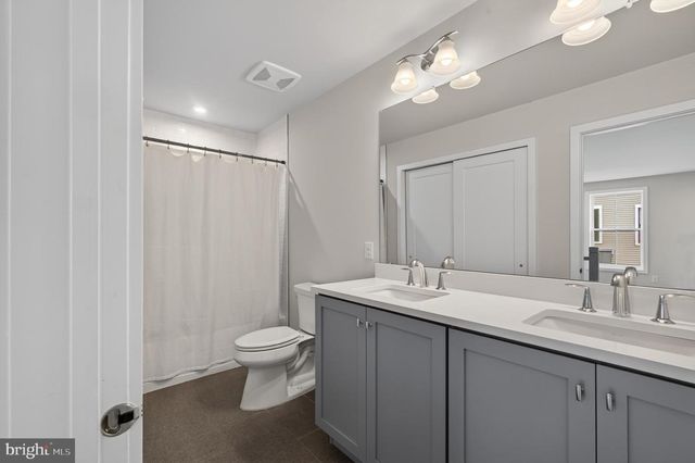 9 UMBRELL DR, Eagleville, PA 19403