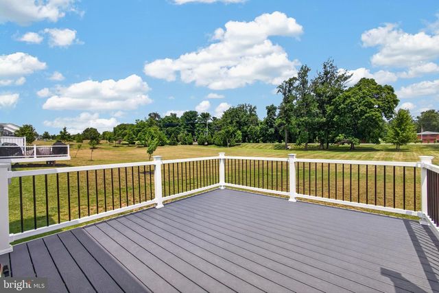 9 UMBRELL DR, Eagleville, PA 19403