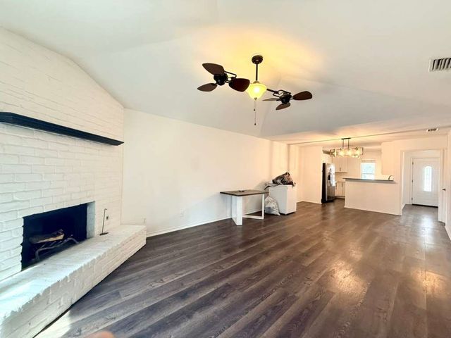 1805 Bristol Cove 1805, Plano, TX 75074