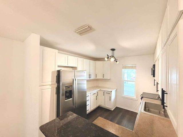 1805 Bristol Cove 1805, Plano, TX 75074