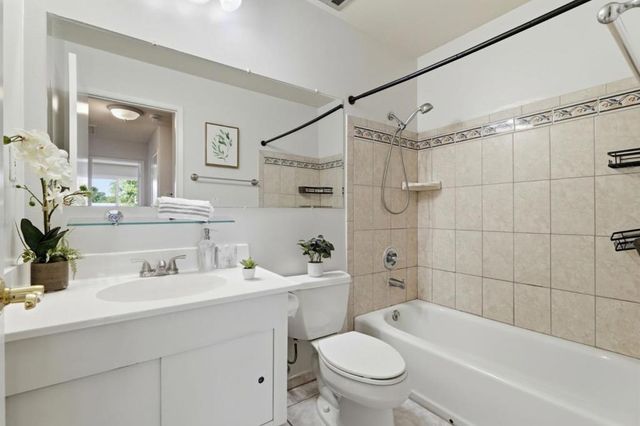 1142 Viscaino Avenue, Sunnyvale, CA 94086