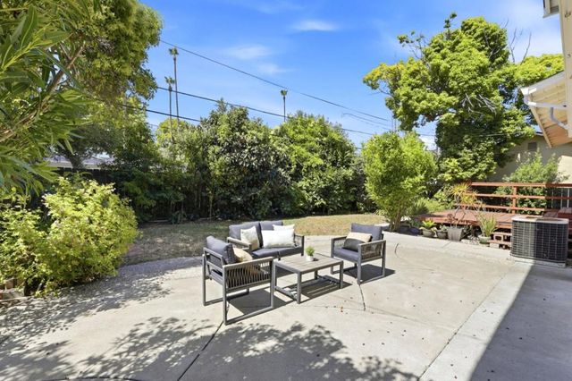 1142 Viscaino Avenue, Sunnyvale, CA 94086