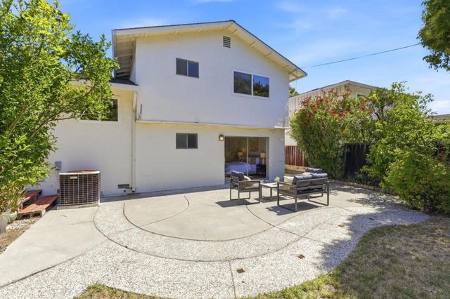 1142 Viscaino Avenue, Sunnyvale, CA 94086
