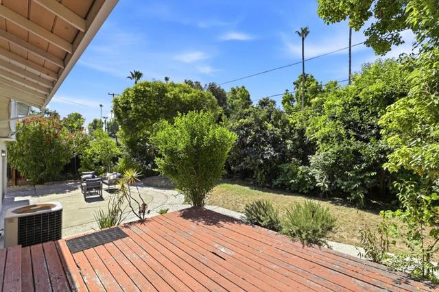 1142 Viscaino Avenue, Sunnyvale, CA 94086