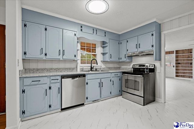 1213 Hobart Dr, Florence, SC 29501