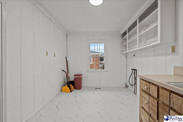 1213 Hobart Dr, Florence, SC 29501