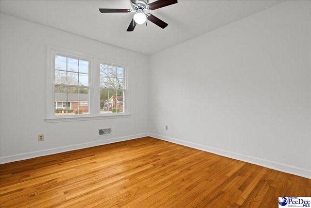 1213 Hobart Dr, Florence, SC 29501