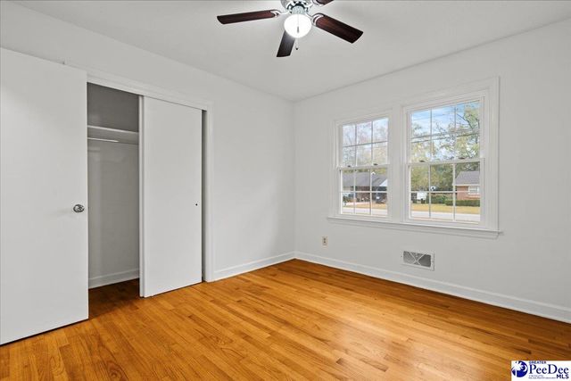 1213 Hobart Dr, Florence, SC 29501