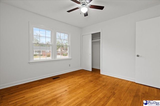 1213 Hobart Dr, Florence, SC 29501