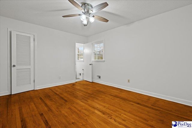 1213 Hobart Dr, Florence, SC 29501