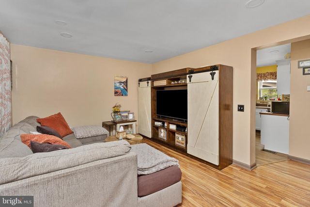 91 MARTINS LANE, Hamilton, NJ 08620