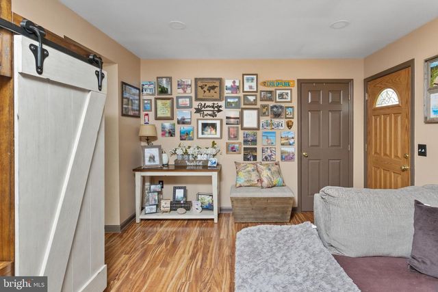 91 MARTINS LANE, Hamilton, NJ 08620