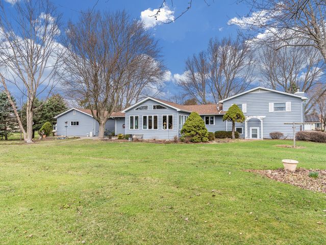 17663 W Bicentennial Drive, Elwood, IL 60421