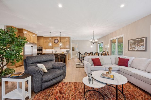 6413 Archer Lane N, Maple Grove, MN 55311