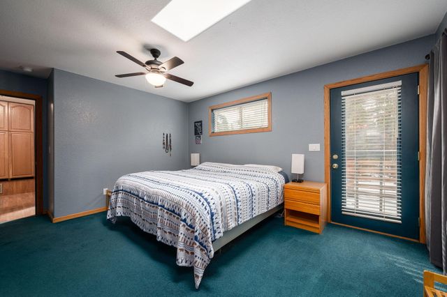 51577 Ash Road, La Pine, OR 97739