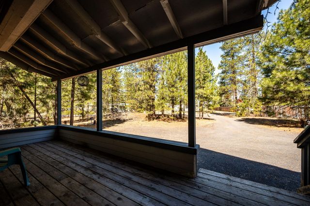 51577 Ash Road, La Pine, OR 97739