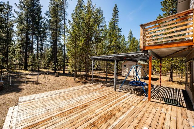 51577 Ash Road, La Pine, OR 97739
