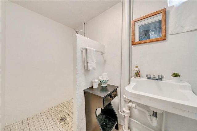 3705 Hawley DR, Salem, VA 24153
