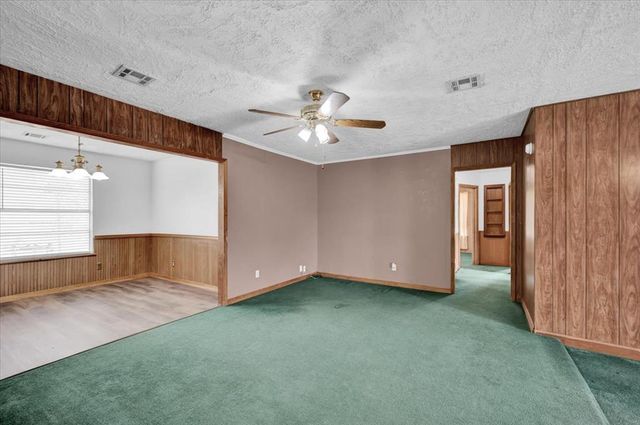 404 N 6th Street, Noble, OK 73068